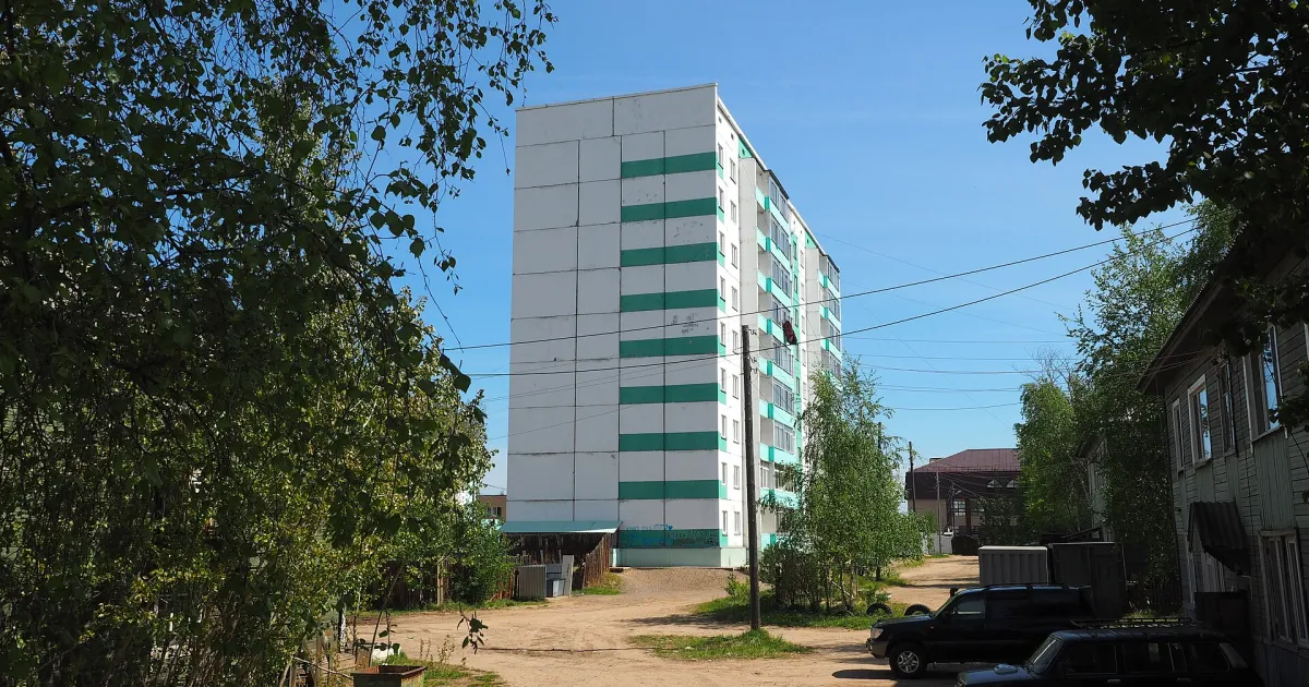 Ленск — вид аэропорта